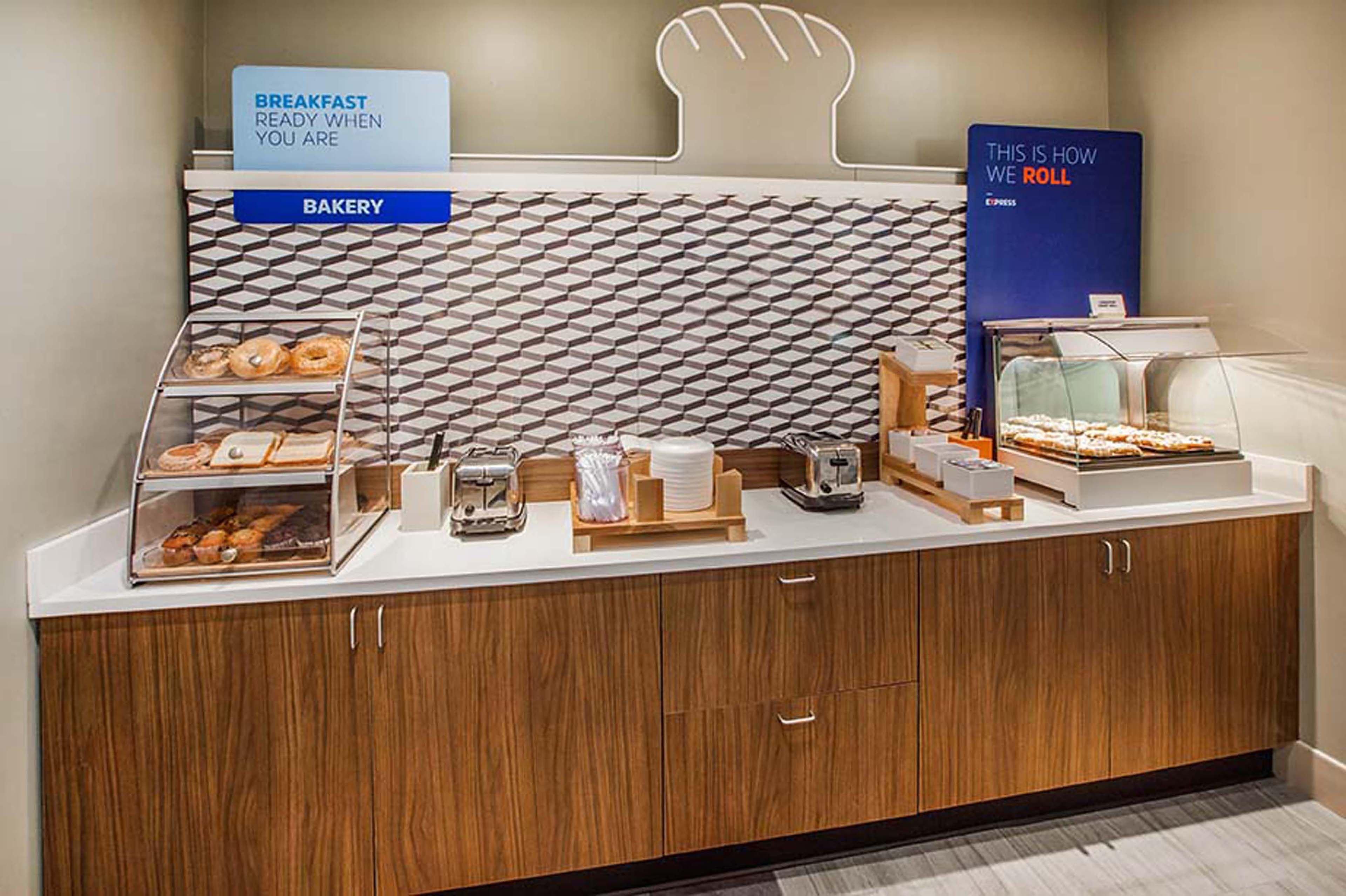 Holiday Inn Express & Suites - Columbia City By Ihg Extérieur photo